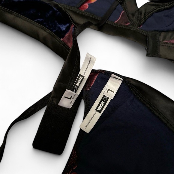 Navy Blue Floral Crushed Velvet Lingerie Set - Picture 10 of 10